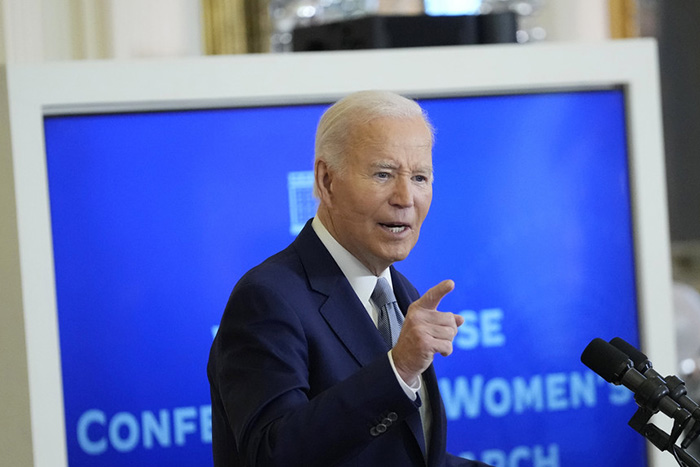 White House weighing executive action to spur data centers